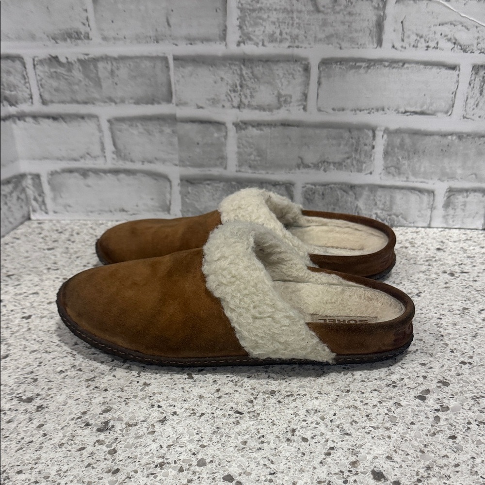 Sorel Tan Nakisha Slide II Suede Slippers with Cream Lining